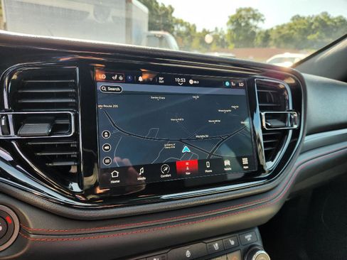 Used 2024 Dodge Durango GT image 23