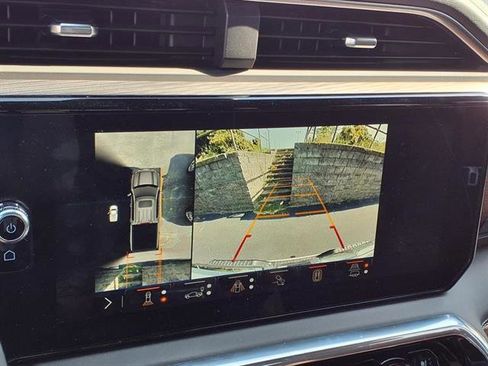 Used 2024 GMC Sierra 1500 Denali Ultimate image 4