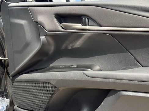 Used 2025 Toyota Camry LE FWD image 29