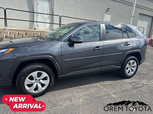 Used 2023 Toyota RAV4 LE AWD/4WD image 2