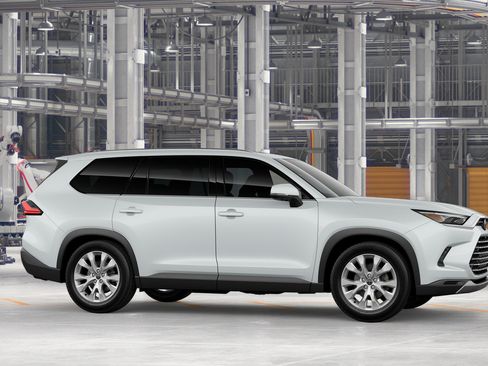 New 2026 Toyota Grand Highlander AWD Hybrid image 15
