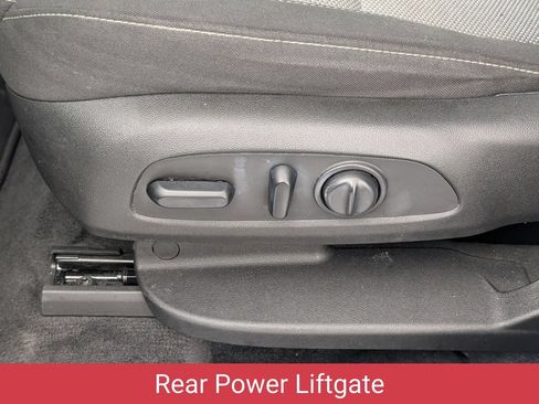 Certified 2020 Chevrolet Traverse LT FWD image 14