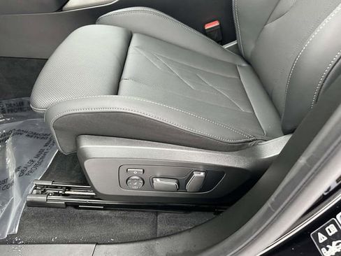 Used 2026 BMW X3 xDrive30 w/ Premium Package image 26