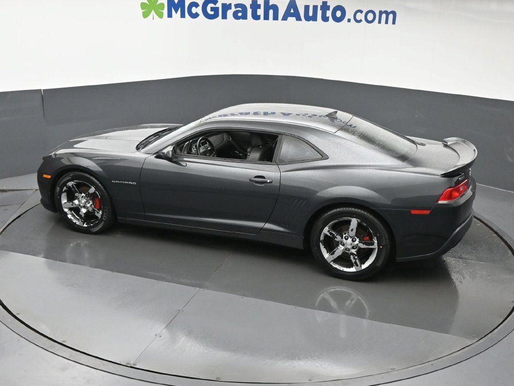 Used 2015 Chevrolet Camaro LT RWD image 19