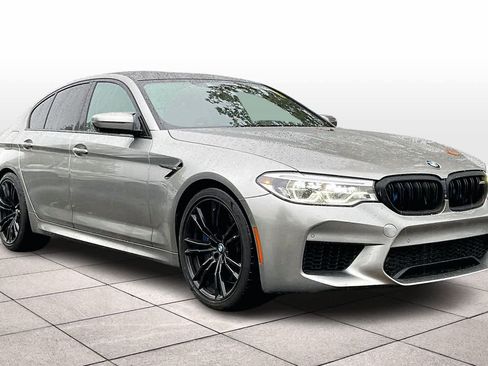 Used 2019 BMW M5 w/ Executive Package image 2
