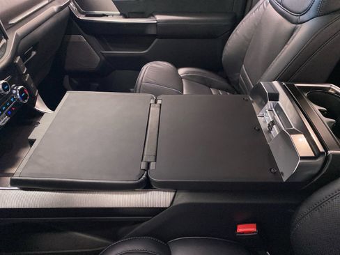 New 2025 Ford F150 Platinum image 28