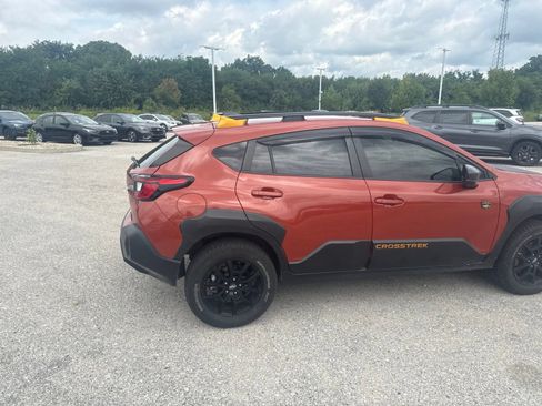 Certified 2024 Subaru Crosstrek 2.5i Wilderness w/ Crosstrek Mirror Package AWD/4WD image 15