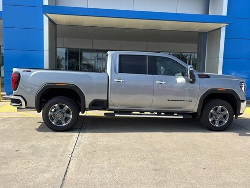 New 2026 GMC Sierra 2500 SLT w/ SLT Premium Package AWD/4WD image 2