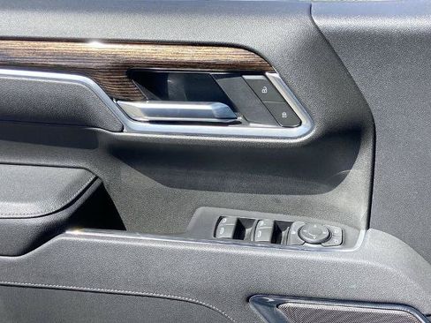 Used 2025 GMC Sierra 1500 Elevation AWD/4WD image 19