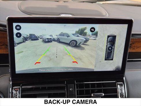 Certified 2022 Lincoln Navigator L Black Label AWD/4WD image 19
