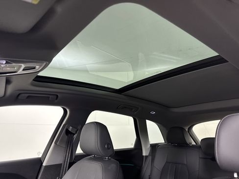 Used 2025 Audi Q5 Premium Plus w/ Premium Plus image 24