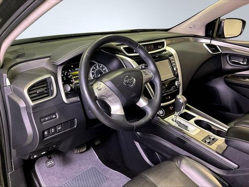 Used 2018 Nissan Murano Platinum image 17