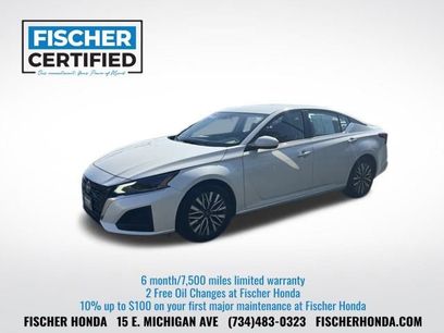 Used 2023 Nissan Altima 2.5 SV