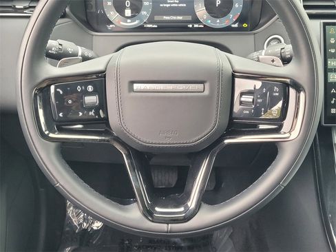 Used 2025 Land Rover Range Rover Velar S image 13