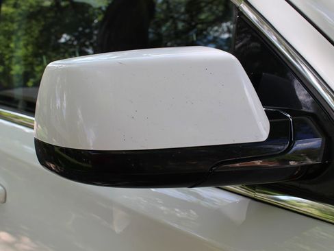 Used 2020 Chevrolet Suburban LT RWD image 63