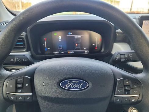 Certified 2025 Ford Maverick XLT image 31