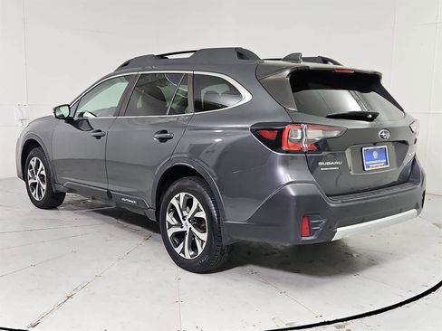 Used 2020 Subaru Outback Limited image 4