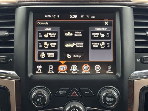 Used 2016 RAM 3500 Laramie Longhorn image 39