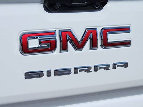 New 2026 GMC Sierra 1500 Elevation image 12