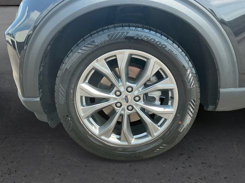 Certified 2022 Ford Explorer Limited w/ Limited Technology Package RWD image 13