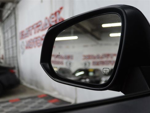 Used 2022 Toyota Highlander XSE image 31