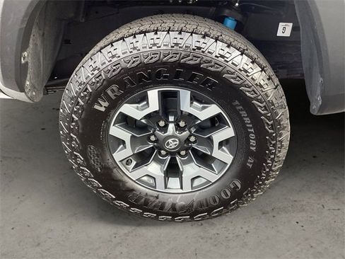 Certified 2023 Toyota Tacoma TRD Off-Road image 14