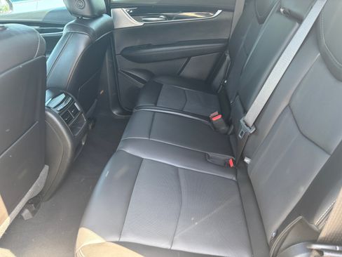 Used 2024 Cadillac XT5 Premium Luxury image 16