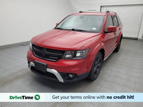 Used 2020 Dodge Journey Crossroad image 1