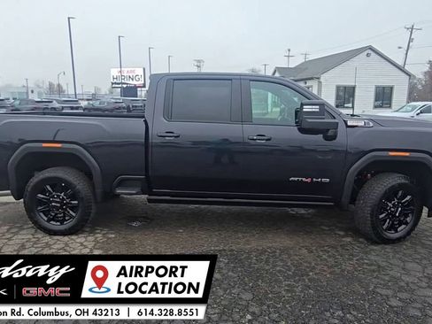 New 2025 GMC Sierra 2500 AT4 w/ AT4 Premium Plus Package image 9