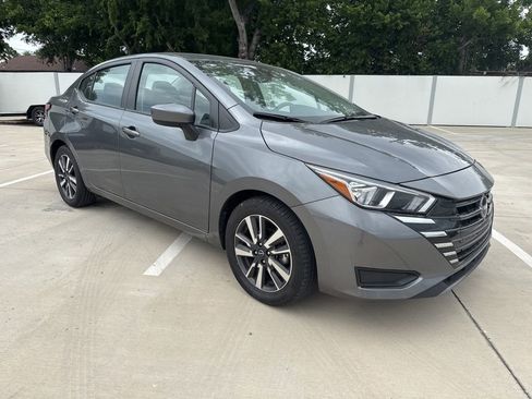 Used 2024 Nissan Versa SV FWD image 8