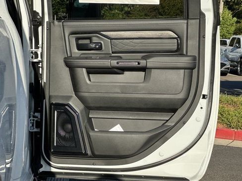 New 2026 RAM 2500 Limited image 17
