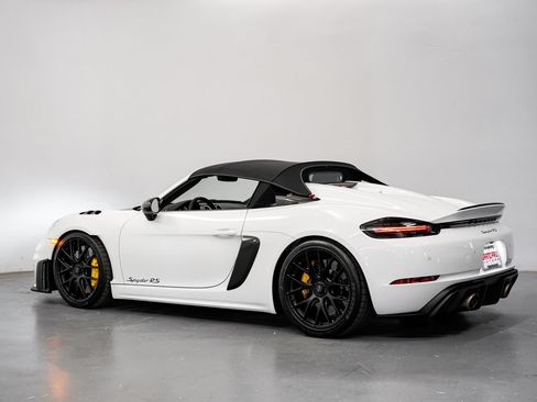 Used 2024 Porsche 718 Boxster Spyder RS RWD image 8