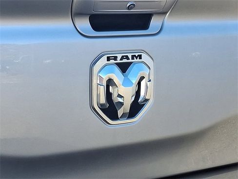 Used 2021 RAM 1500 Big Horn image 28