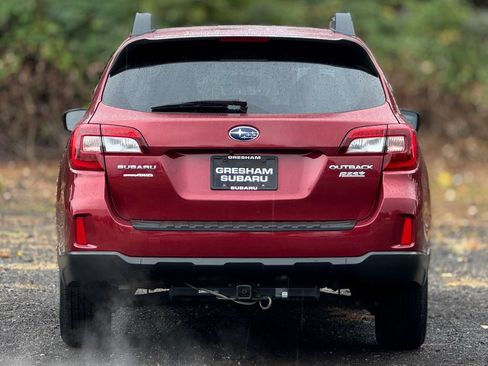 Used 2017 Subaru Outback 2.5i AWD/4WD image 6