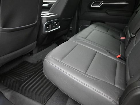 Used 2025 Chevrolet Silverado 2500 LTZ w/ LTZ Plus Package AWD/4WD image 12