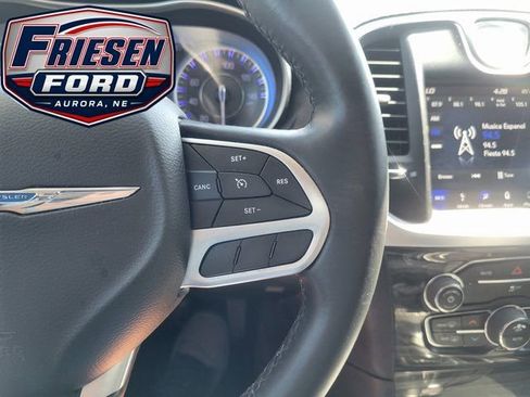 Used 2018 Chrysler 300 Touring w/ Sport Appearance Package RWD image 12