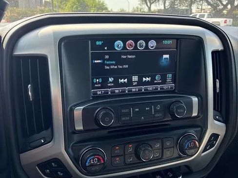 Used 2018 GMC Sierra 1500 SLT AWD/4WD image 30