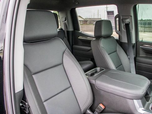 Used 2025 Chevrolet Silverado 1500 LTZ AWD/4WD image 19