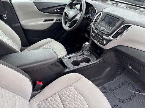 Used 2020 Chevrolet Equinox LT image 13