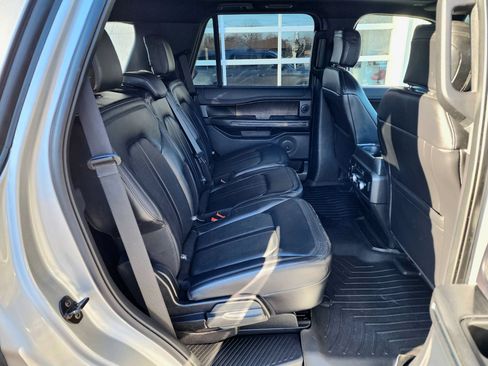 Used 2020 Ford Expedition Limited w/ Equipment Group 301A AWD/4WD image 11