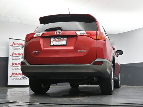 Used 2015 Toyota RAV4 Limited image 37