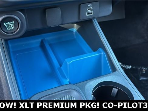 New 2025 Ford Maverick XLT w/ XLT Luxury Package image 17