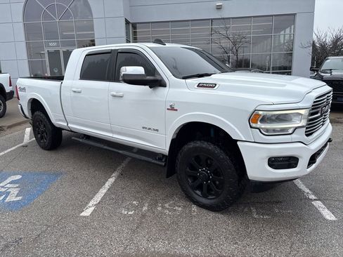 Used 2019 RAM 2500 Laramie image 37
