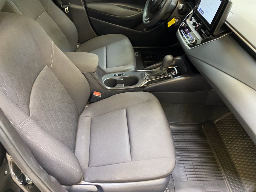 Used 2026 Toyota Corolla LE FWD image 24