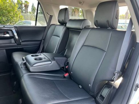 Certified 2024 Toyota 4Runner TRD Off-Road Premium w/ Moonroof Package image 20