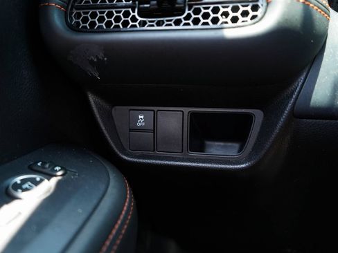 Used 2025 Honda HR-V Sport image 30