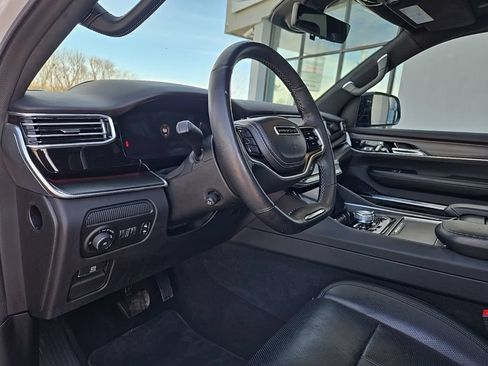 Used 2024 Jeep Grand Wagoneer L Series II w/ Quick Order Packagew 28T AWD/4WD image 38