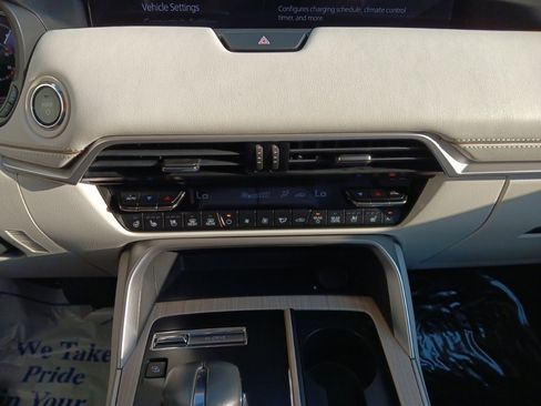 Certified 2025 MAZDA CX-90 Plug-In Hybrid w/ Premium Plus image 29