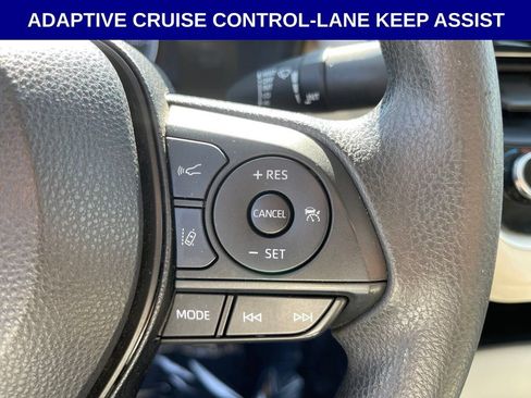 Used 2022 Toyota Corolla LE FWD image 7
