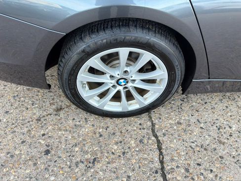 Used 2017 BMW 320i xDrive Sedan image 26